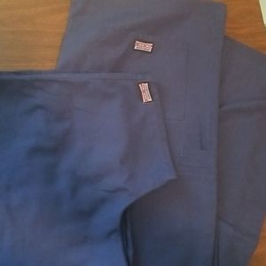 scrub set-medium